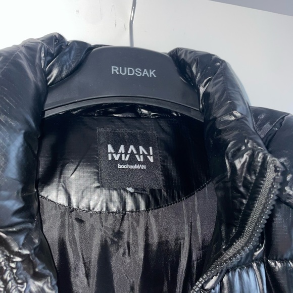 Men’s Black Puffer Coat (L) - Picture 3 of 4